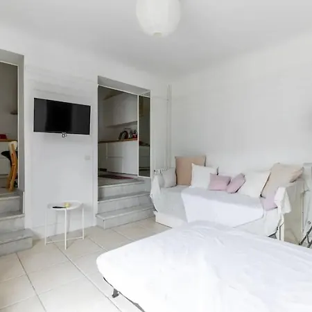 Champs-elyseesav Des Champs Cosy Studio Παρίσι